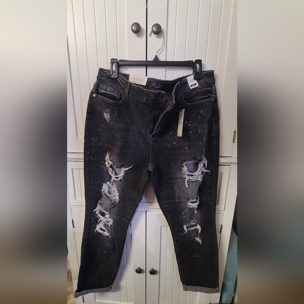 NWT Black distressed Judy Blue Jeans Mid-rise boyfriend fit sz 15/32